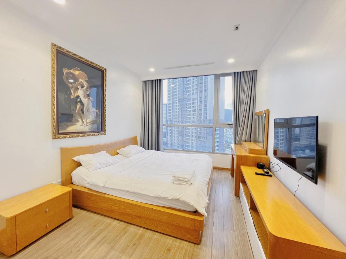 Homes By Christine - Vinhomes Central Park Ho Şi Min Exterior foto