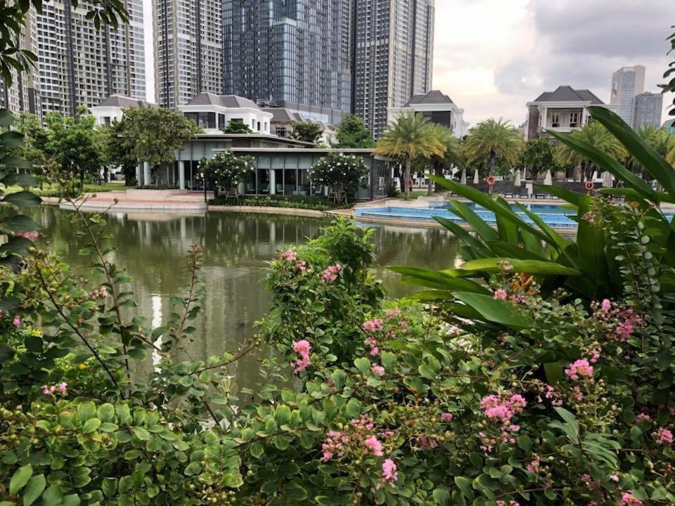 Homes By Christine - Vinhomes Central Park Ho Şi Min Exterior foto